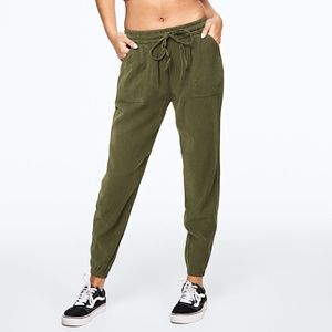 Victoria's Secret PINK Easy Lightweight Jogger Olive Green XL NEW